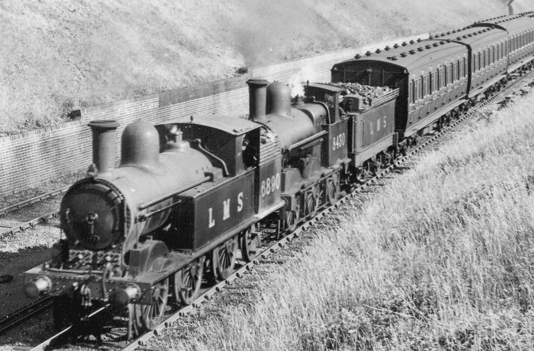 Old Milverton Lineside Views Close Up Of Ex Lnwr P T No And Ex Lnwr F No