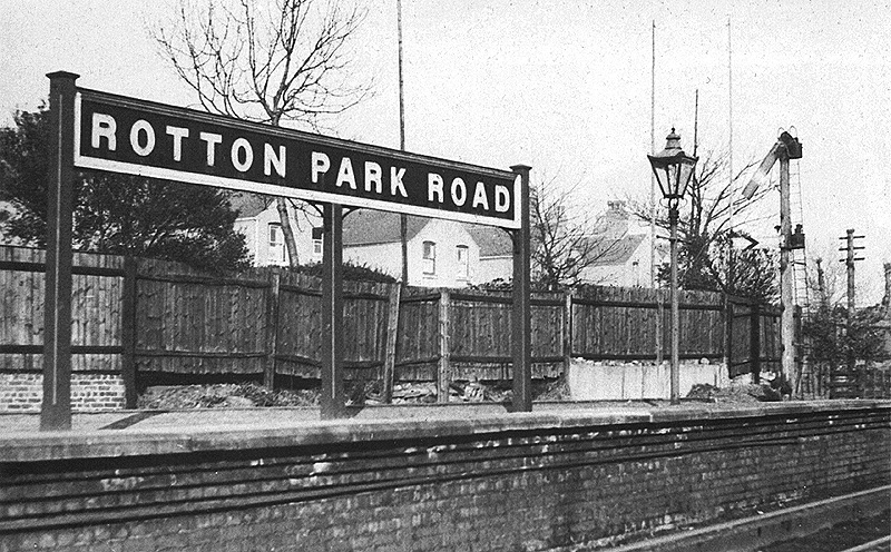 A November 1934 view of Rotton Park Road station sign sited at the Birmingham end of the island platform