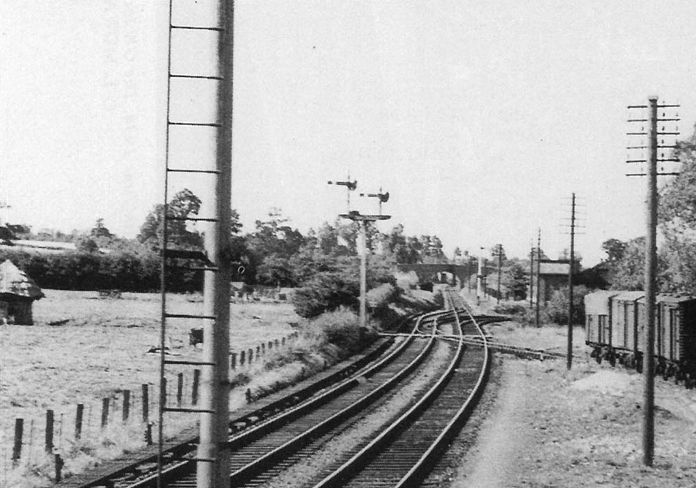 Close up showing the end of the double track through Alcester and the nature of the junction with the GWR's Bearley to Alcester branch line