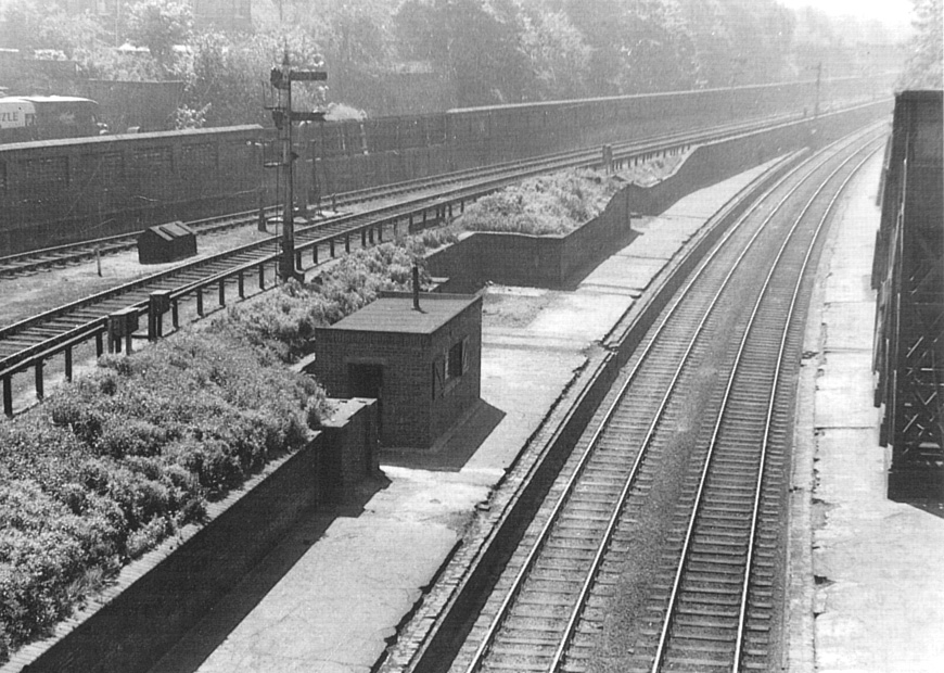 Aerial view of the now abandoned Five Ways station's down platform viewed from Islington Row bridg