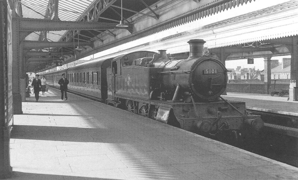 Birmingham Snow Hill - British Railways Period Locomotives: Ex-GWR 2-6 ...