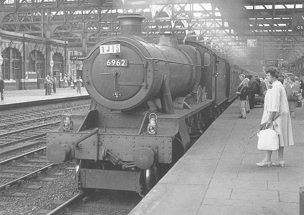 Ex-GWR 4-6-0 Modified Hall class No 6962 'Soughton Hall is seen arriving at Platform 5 with the 9 45am (Saturdays Only) Paddington to Wrexham service