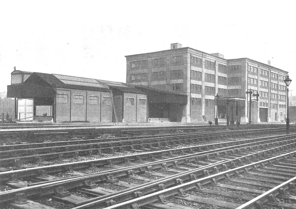 A 1931 GWR publicity photograph of Bordesley warehouse seen from the GWR Oxford to Snow Hill main line