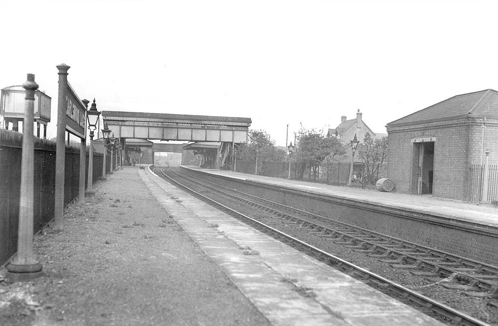 earlswood lakes station: looking towards birmingham from