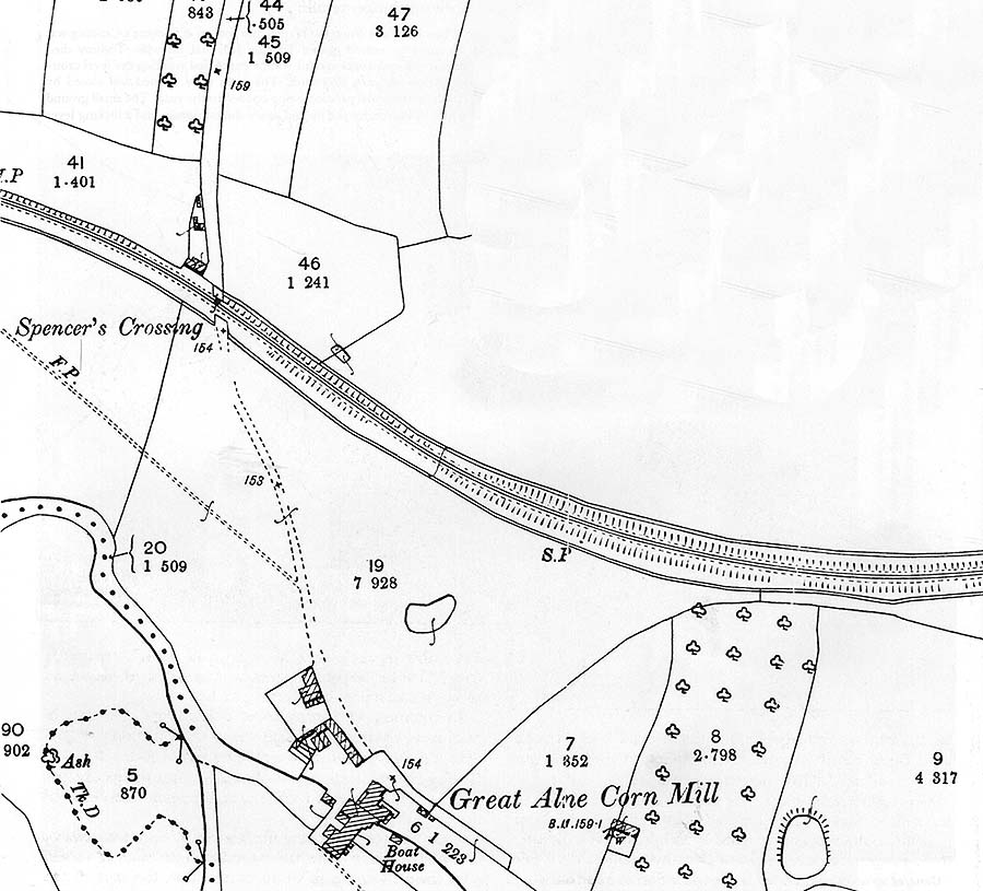 Ordnance Survey map showing Spencer's Crossing and keeper's house and Great Alne Corn Mill