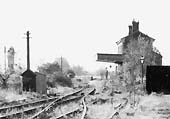 Close up looking towards Alcester in 1947 showing the station and platform opposite the P&W huts