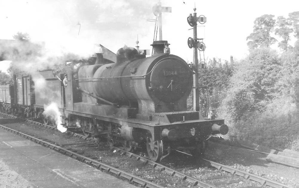 Ex-Great Western Railway 2-8-0 30xx (ROD) class No 3044 leaving the up loop line (adjacent to the bay platform line) at Henley-in-Arden