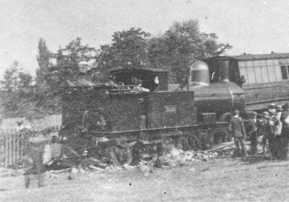 Close up of GWR 0-4-4T No 3556, one of Dean's double-framed tank engines rebuilt from 0-4-2Ts originally allocated to the London suburban lines
