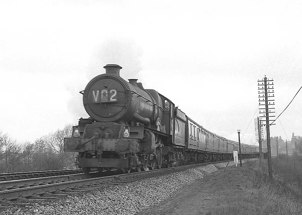 Lapworth Station: An Unidentified Ex-GWR King Class Locomotive Is Seen ...