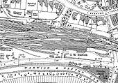 Part of the 1939 OS map showing the GWR and LNWR stations and the southern approaches