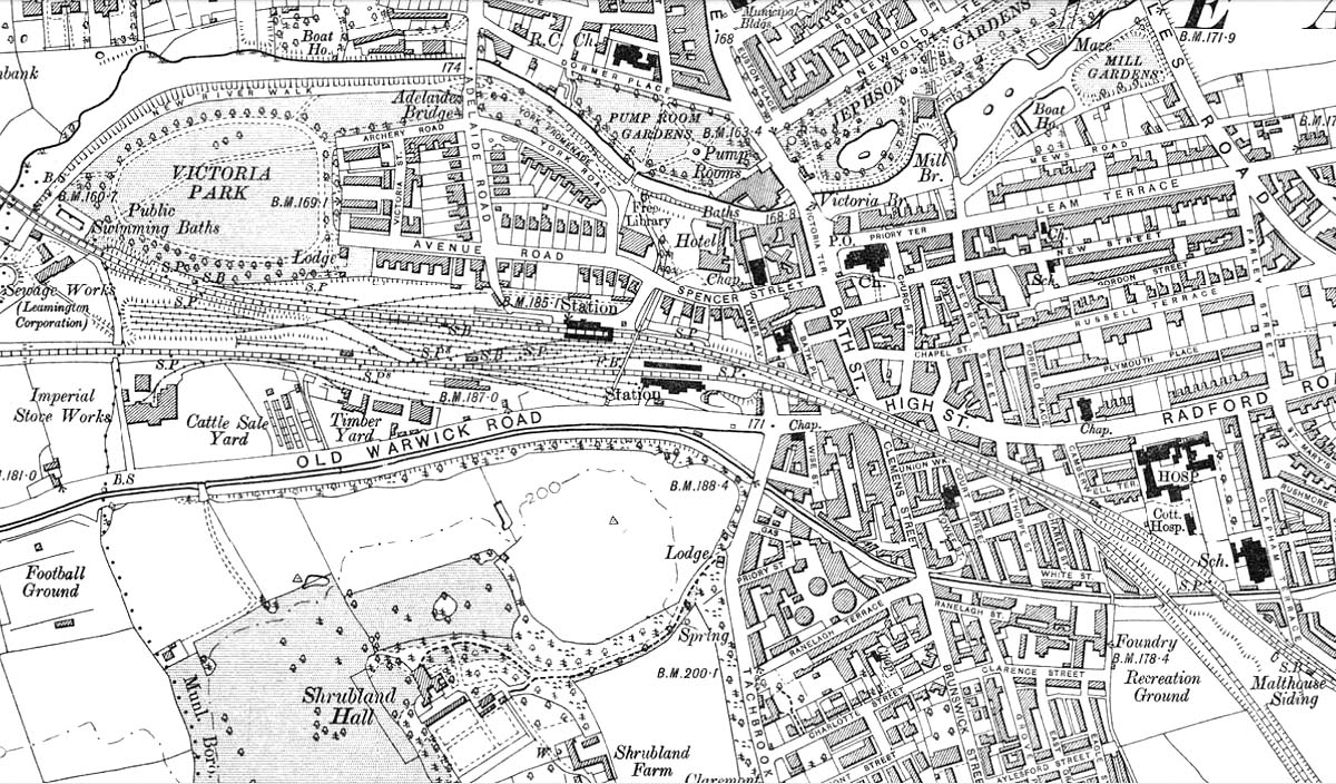 A pre-1900 Ordnance Survey map showing the approach and layout of the two stations serving Leamington