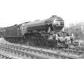 Ex-LNER 4-6-2 'A3 class' No 4472 'Flying Scotsman' runs through Leamington station on an enthusiast special