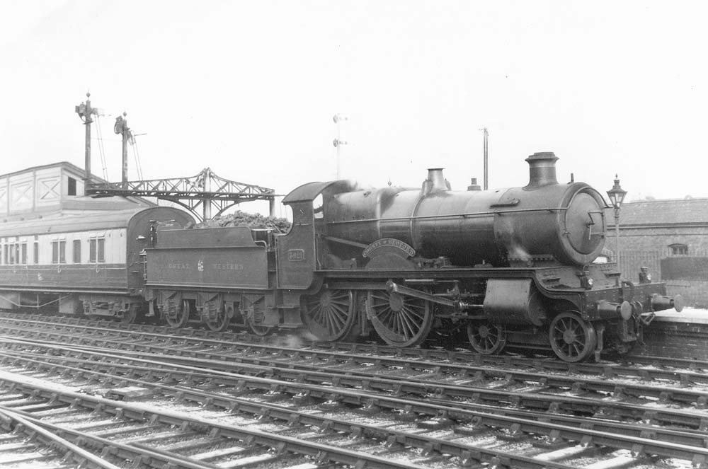 GWR 4-4-0 No 3821 'County of Bedford' stands at the up platform on an up stopping train shortly before withdrawal