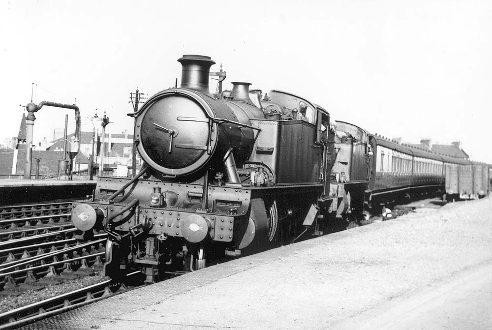 Leamington Spa - GWR Locomotives: GWR 2-6-2T Prairies No 5179 and No ...