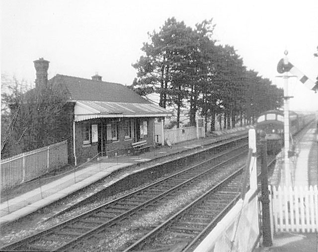 The station at Milcote shortly after closure in 1966