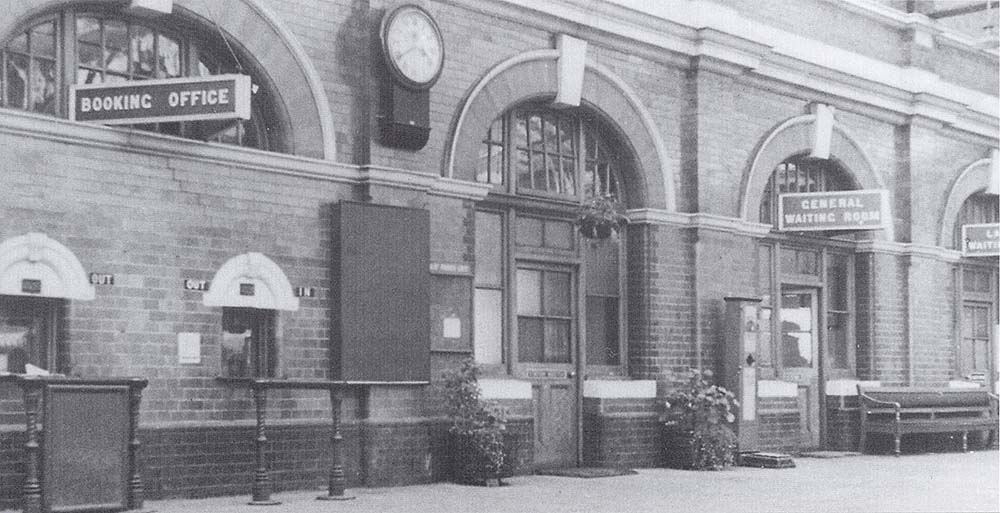 View of Moor Street station's concourse and the booking office windows and general waiting room located in the building adjacent to Moor Street