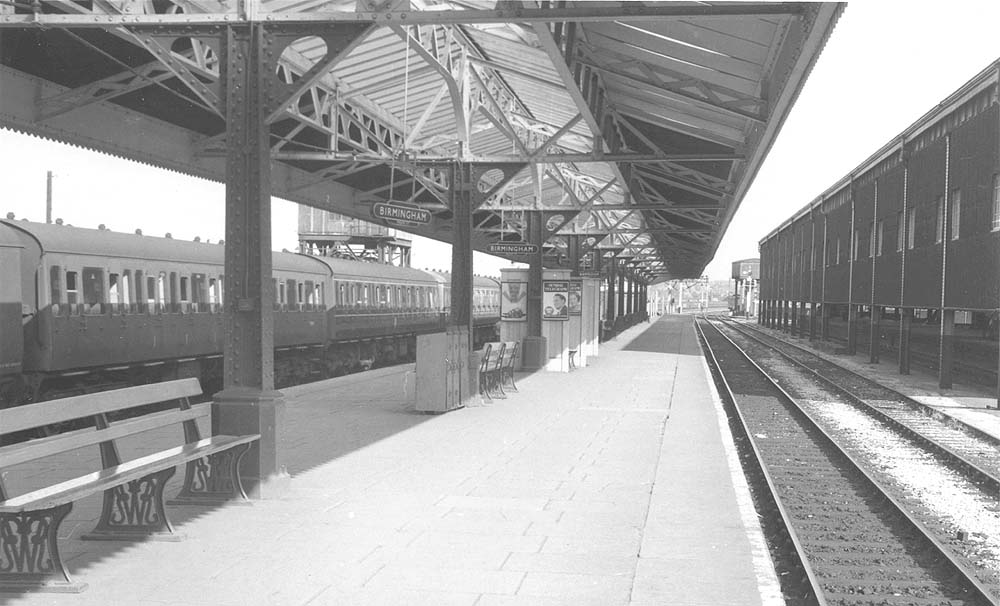Looking towards Tyseley with the upper goods shed on the right and the main Snow Hill to Leamington lines on the left behind the carriages