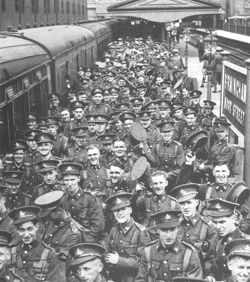 Moor Street Station: Territorials from the Royal Warwickshire Regiment ...