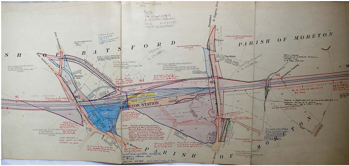 An 1882 GWR map of Moreton-in-Marsh station showing the original line of the tramway passing in front of Blenheim Farm