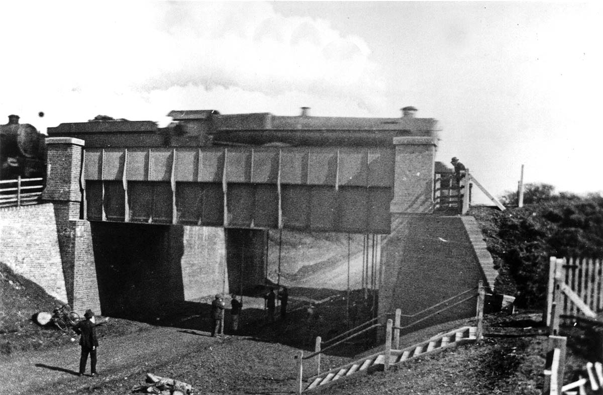 Great Western Railway 4-6-0 6000 (King) class locomotives No. 6001 �King Edward VII� and No 6014 �King Henry VII� traverse the new Relief lines on the new steel plate bridge over Widney Lane