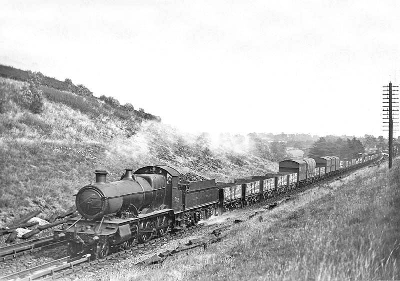 Great Western Railway 43xx class 2-6-0 No5317 steams over Rowington toughs with class H headcode