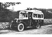Photograph of a Morris 14 seater identical to those used on the Shipston-on-Stour bus services from July 1929 to December 1930