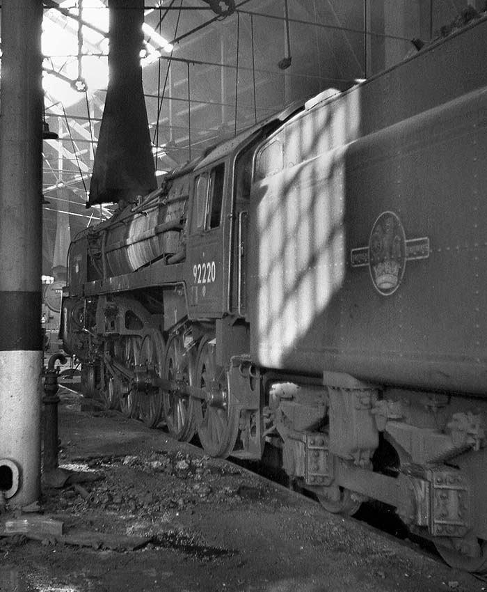 British Railways 2-10-0 Standard Class 9F No 92220 'Evening Star' is seen minus its nameplates in Tyseley shed on 31st January 1965