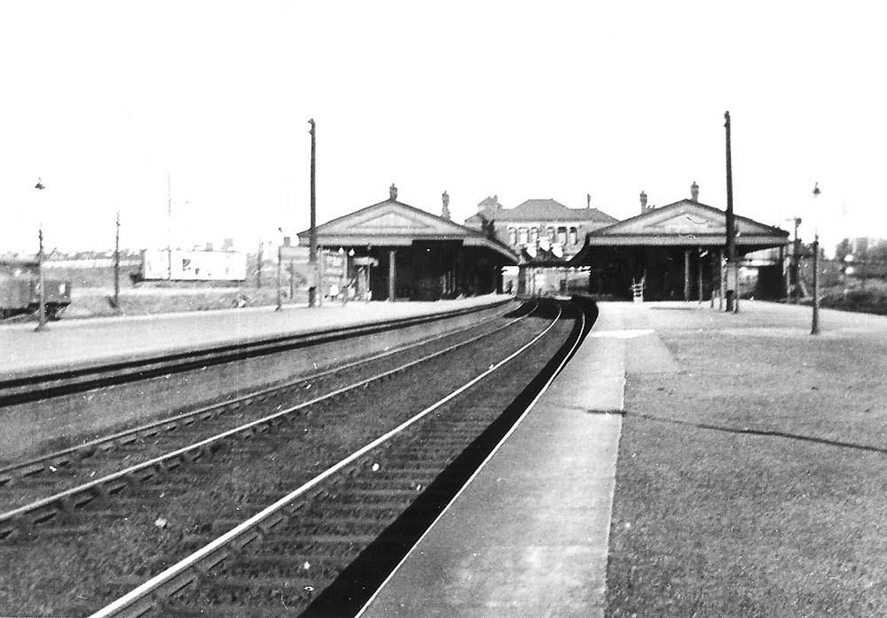 A quiet Tyseley Station on the sunny afternoon of Tuesday 17th May 1932