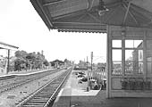 A view from the south end of Warwick's down platform looking towards Leamington Spa on 20th August 1956