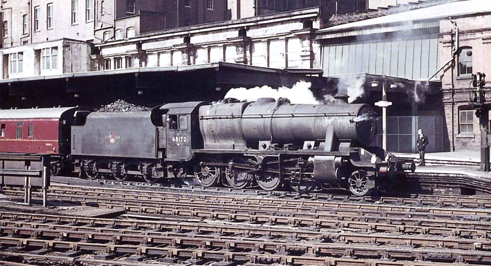 Ex-LMS 8F 2-8-0 No 48172 is seen standing at platform 3 with train reporting codes indicating its at the head of an up Type 4 working
