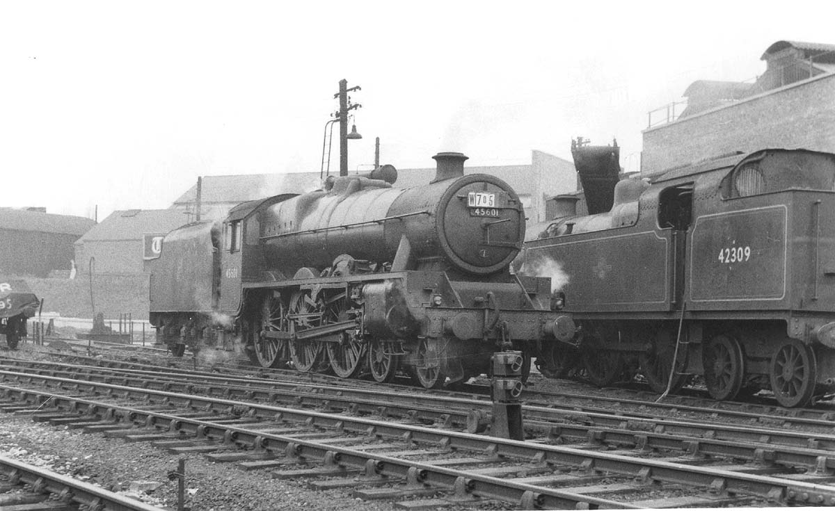 Coventry Shed: Ex-LMS 4-6-0 5XP Jubilee class No 45601 'British Guiana ...