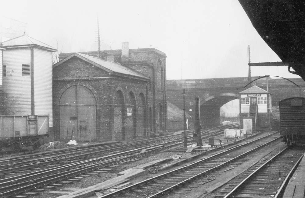 View showing the L&B locomotive shed on the left, Coventry No 2 Signal box in the middle and the parcel depot bay on the right