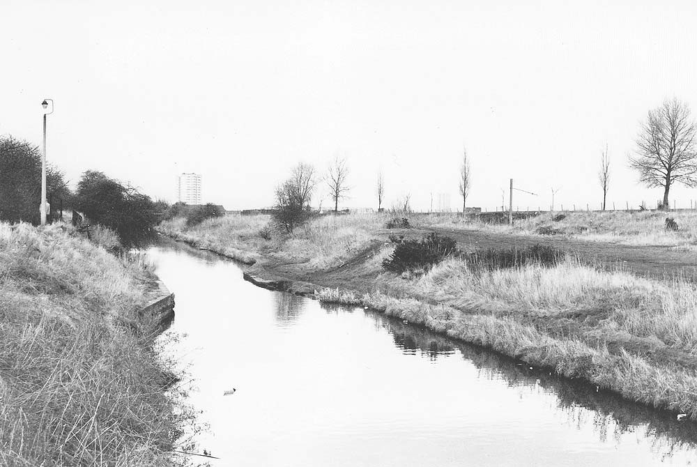The abutments on the Coventry Canal which carried the Foleshill Railway into Admiralty works on Red Lane seen in February/March 1984