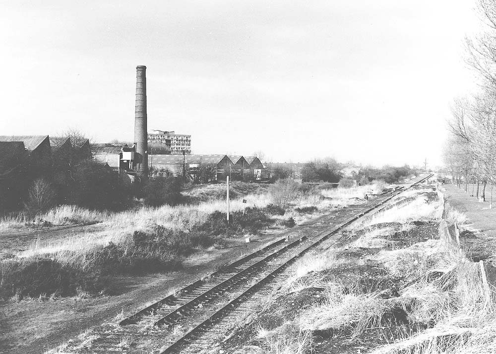 View from Mercer Avenue bridge looking north with the old GEC works on the left in March 1984