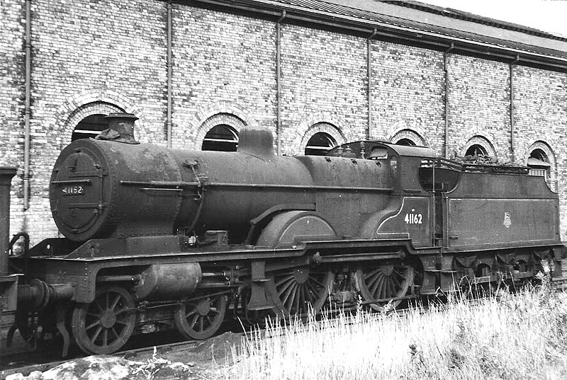 Ex-LMS 4P 4-4-0 Compound No 41162 stands in store between No 2 shed and the Erecting workshop in Spring 1959