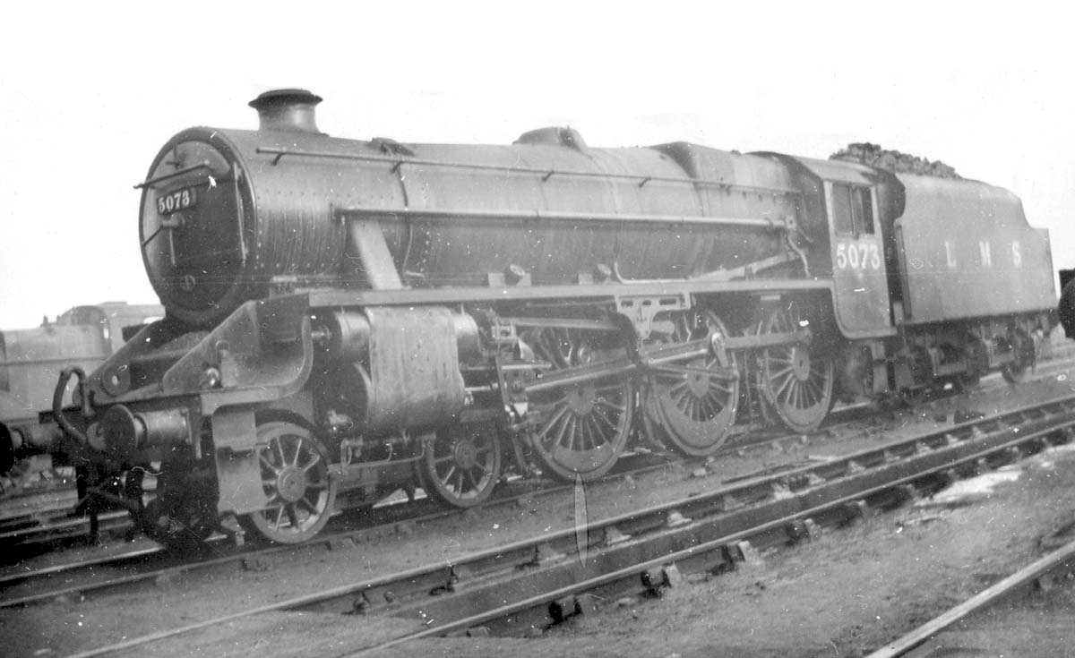 Rugby Shed - LMS 5MT 4-6-0 'Stanier Black 5' No 5073 stands above the ...