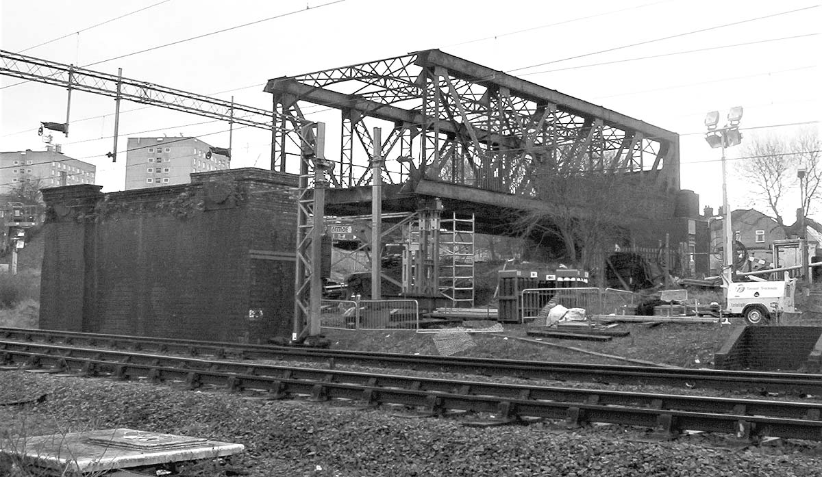 One of several photographs showing the demolition of the Great Central Railway's 'Birdcage' bridge over the Christmas 2007 holiday period