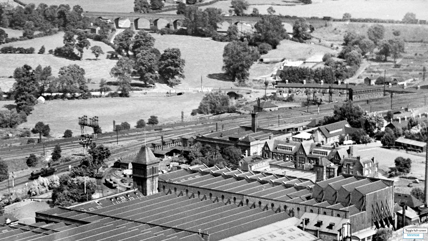 A 1930 aerial view of the Leamington branch's junction with the TVR and L&BR with the original Rugby No 7 Signal Cabin on the right