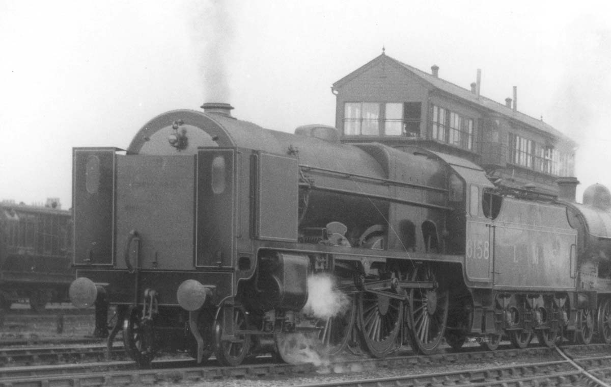 Rugby Station - LMS Period Locomotives: Close up of LMS 4-6-0 Royal ...