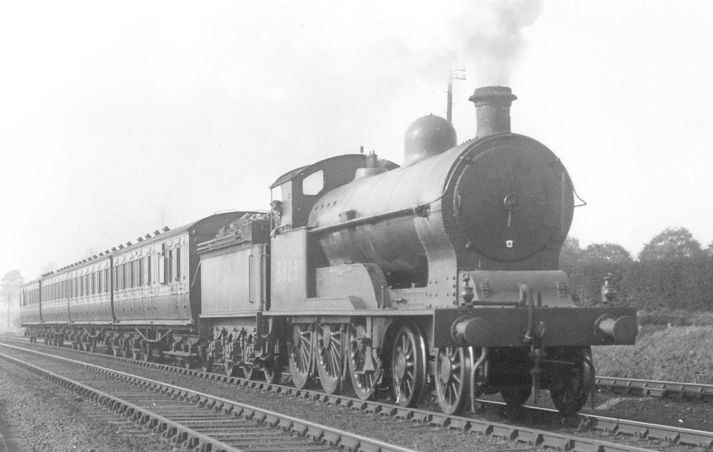 Trent Valley Lineside: Ex-LNWR 2P 4-6-0 Experiment class No 5525 ...