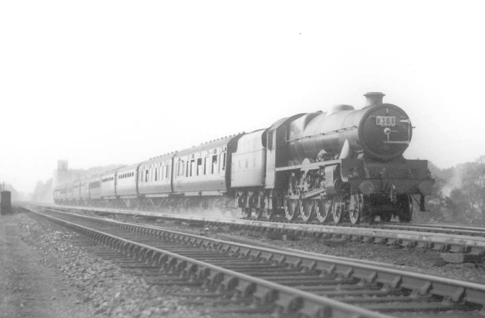 Trent Valley Lineside: LMS 5XP 4-6-0 Jubilee class No 5552 'Silver ...