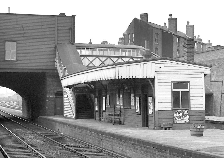 Winson Green Station: Close up showing the passenger waiting room ...