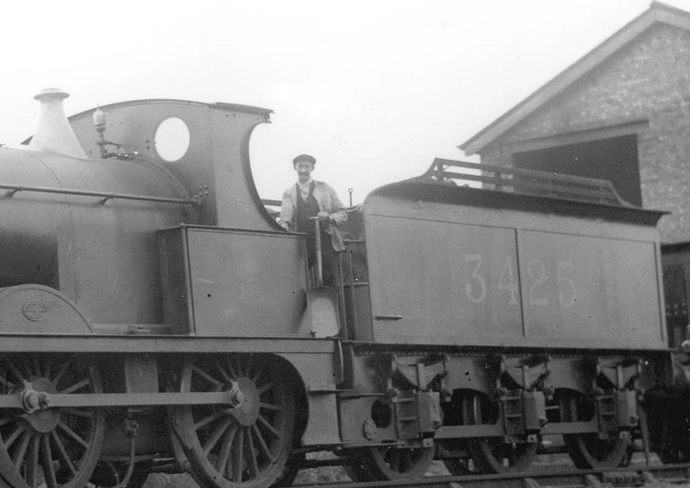 Bournville Shed - Close up to show the dress of a MR fireman in 1919