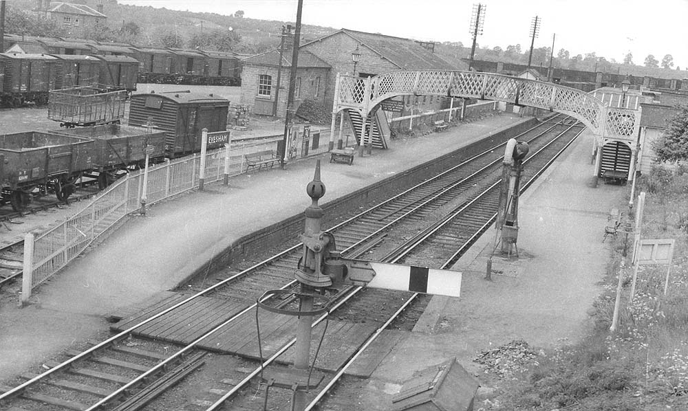 Evesham Station: Looking south towards Ashchurch with the goods yard ...