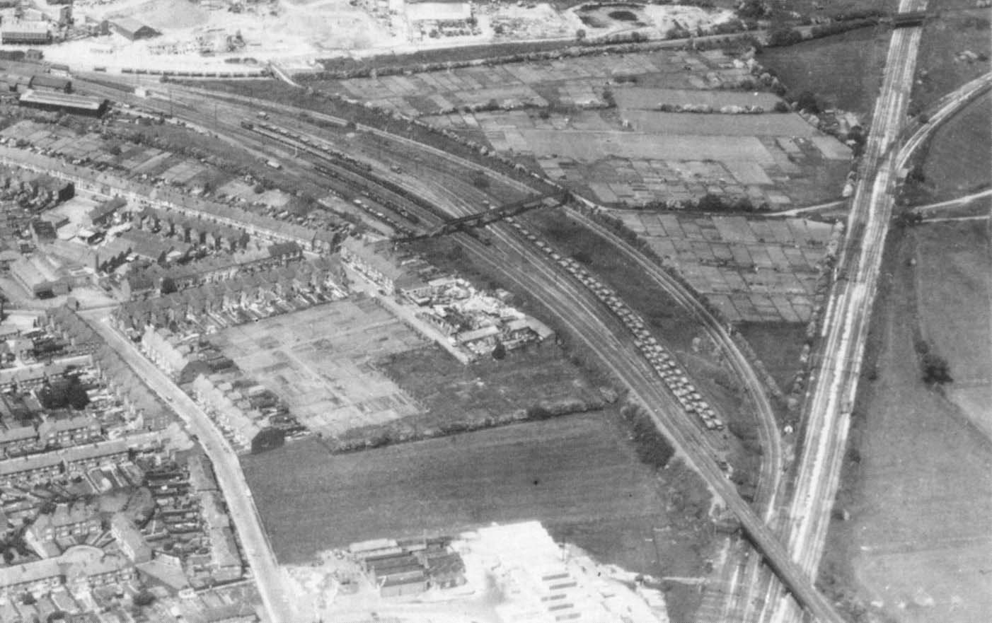 Nuneaton Abbey Street Station: Close up showing Abbey Junction Signal ...