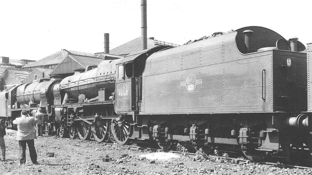 Ex-LMS 7P 4-6-0 No 46152 'The Kings Dragoon Guardsman and ex-LMS 7P 4-6-0 No 46160 'Queen Victoria's Riflemen, members of the Royal Scot class