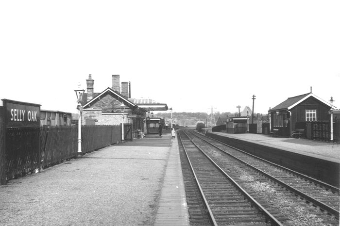 Selly Oak Station: Looking towards New Street with the up platform on ...