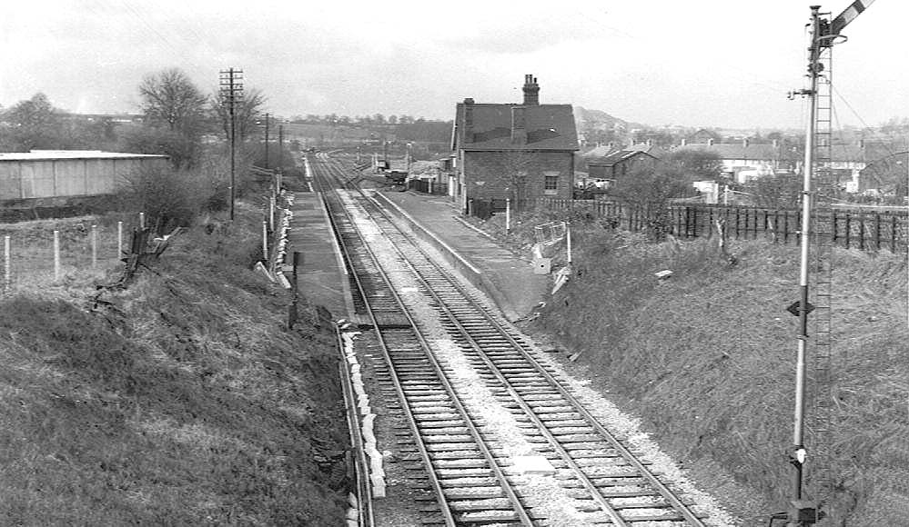 Stockingford Station: Looking towards Water Orton along the down line ...