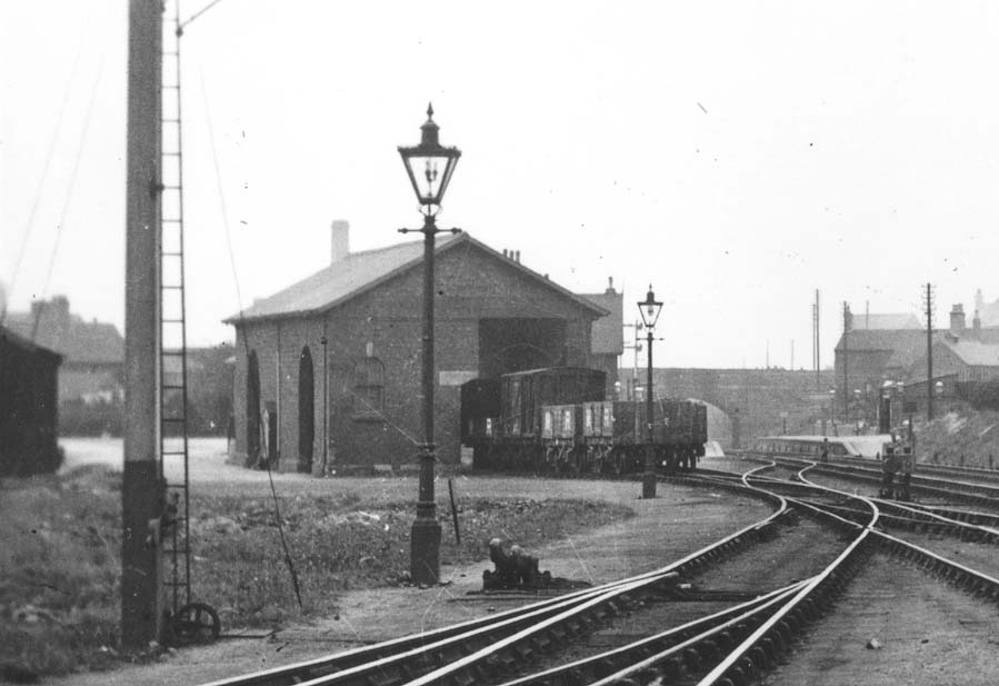 Close up showing Stockingford's Goods Shed and its simple goods yard viewed from the branch line's sidings