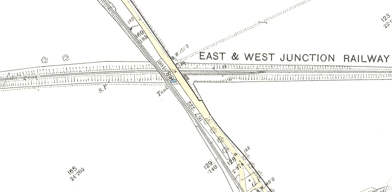An 1883 25 inch to the mile Ordnance Survey map showing Clifford Sidings as a single siding accessed by a ground frame